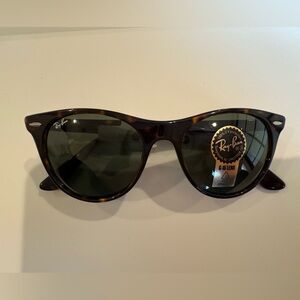 Wayfarer II Ray-Ban Tortoise Sunglasses RB 2185 G-15 lenses